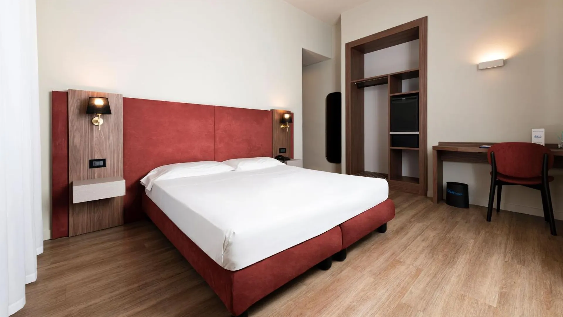 Mokinba Hotels Montebianco Milan