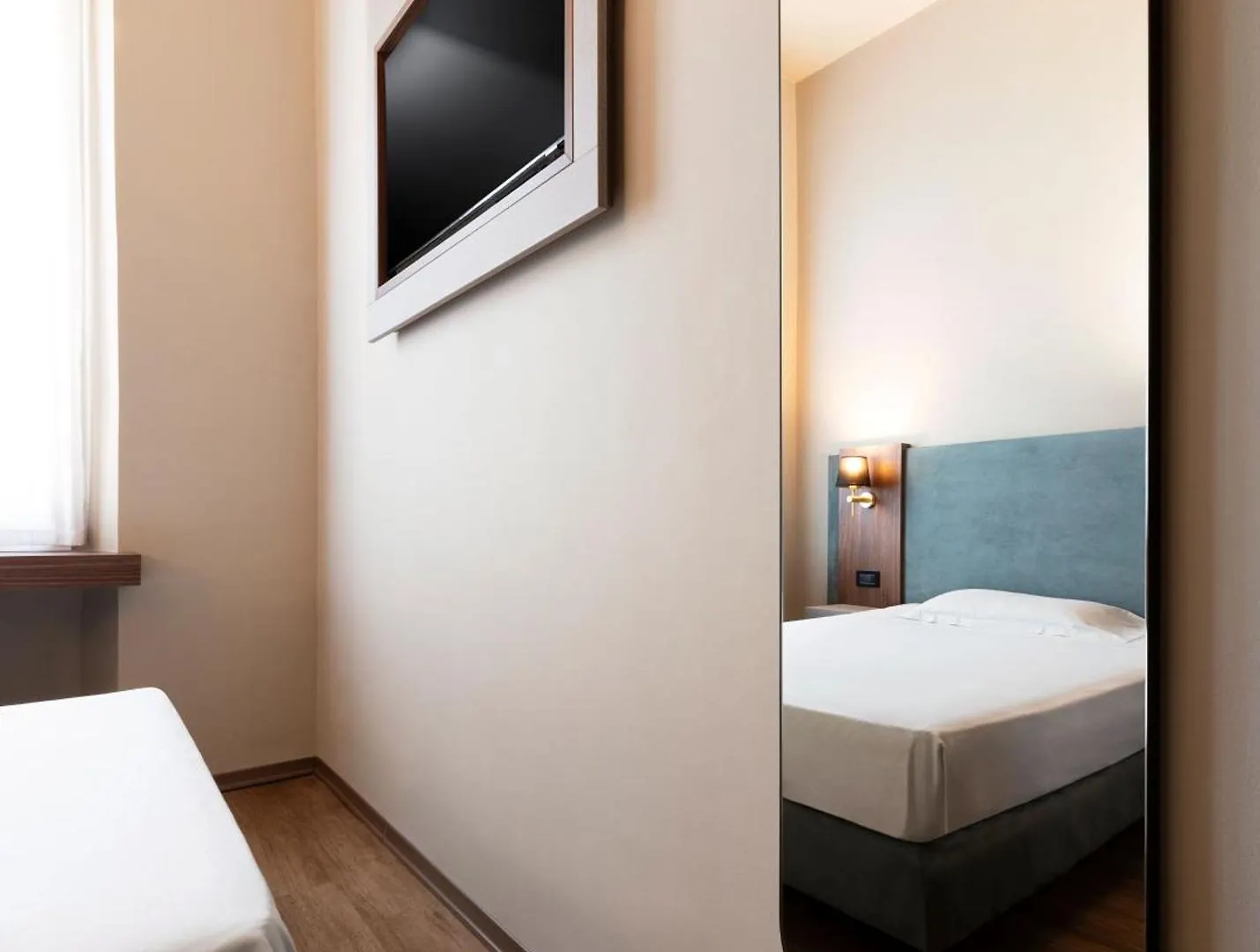 Mokinba Hotels Montebianco Milan 4*,  Italy