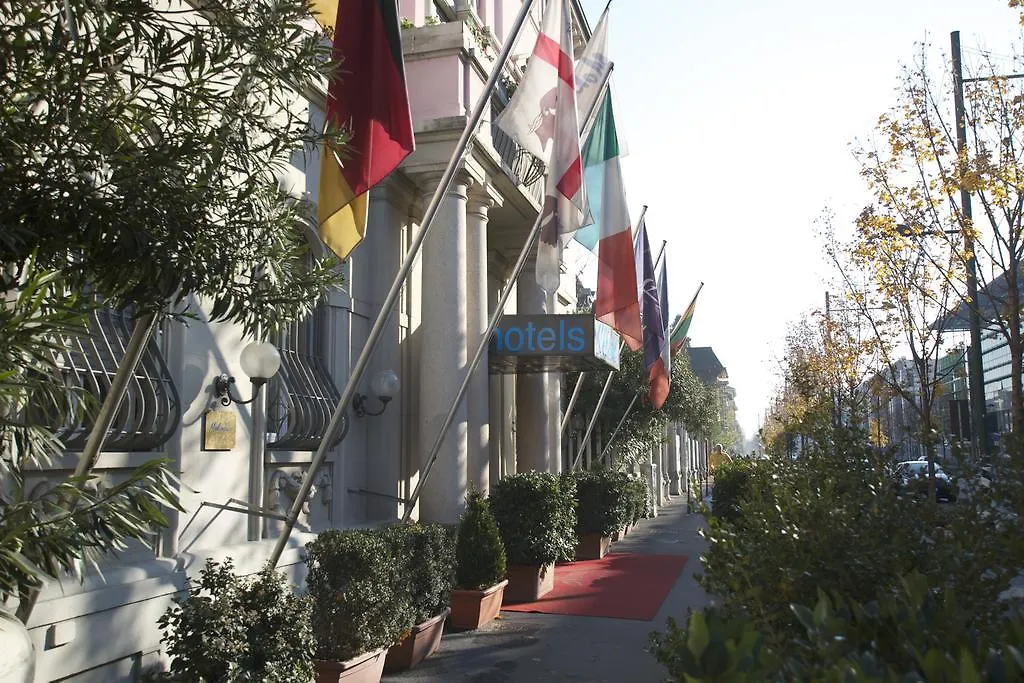 Mokinba Hotels Montebianco Milan