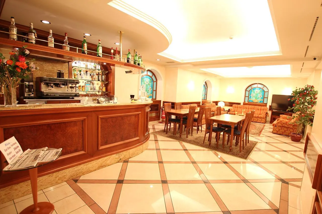 Mokinba Hotels Montebianco Milan Italy